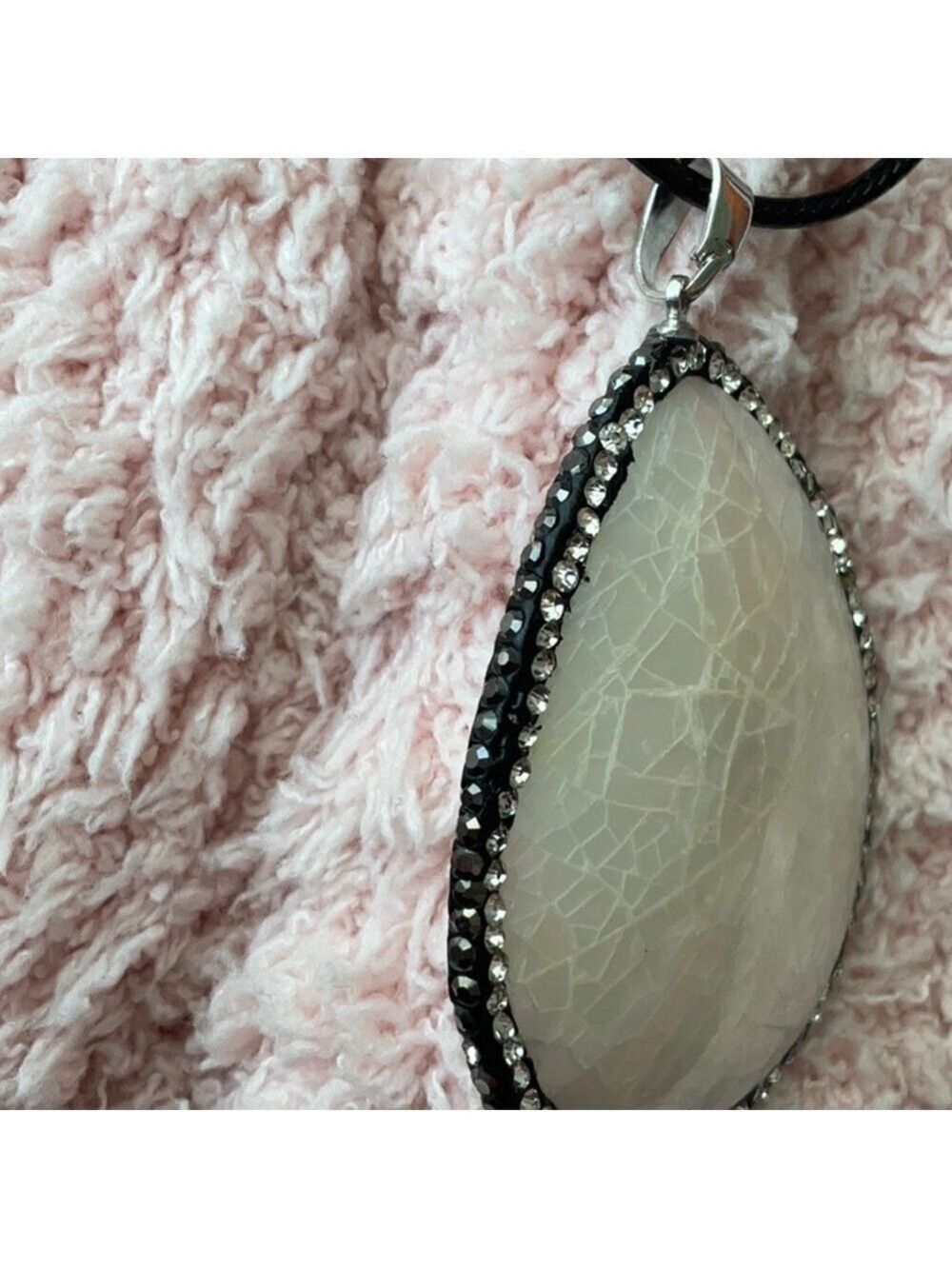 Vintage Pearl Shell Pendant Rhinestones - Picture 3 of 3